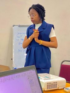 Esther Nkouma consultante power BI