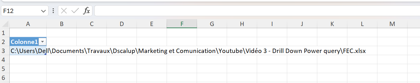 Cellule Excel contenant le chemin d'accès complet et le nom du fichier source
